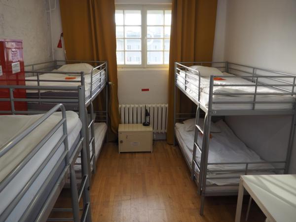 New World St Hostel and Private Room : photo 4 de la chambre lit dans dortoir pour femmes de 6 lits