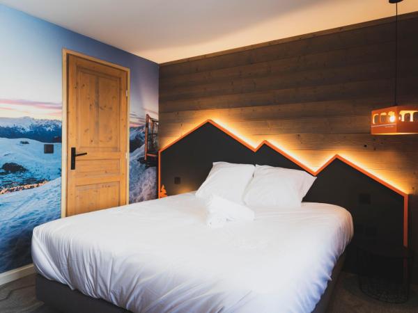 Hotel Base Camp Lodge - Les 2 Alpes : photo 8 de la chambre chambre quadruple - vue sur montagnes