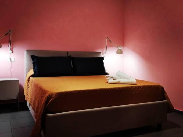 bbnapl'est : photo 3 de la chambre chambre double avec salle de bains privative