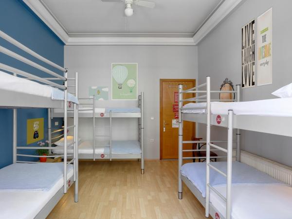 Hush Hostel Lounge : photo 1 de la chambre lit simple dans dortoir mixte