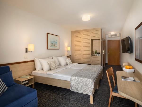 Valamar Sanfior Hotel & Casa : photo 2 de la chambre room for 2+1 seaside - hotel