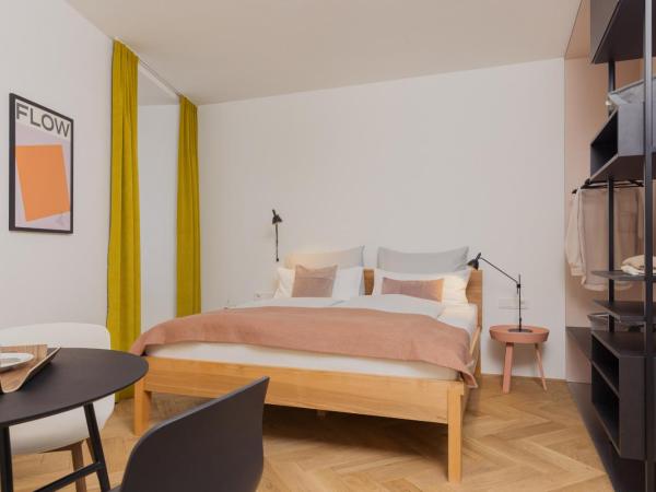 Marktbar Studios - Boutique Aparthotel : photo 2 de la chambre doppelzimmer mit kingsize bett