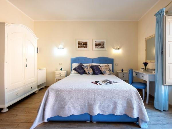 Valentina : photo 10 de la chambre chambre double ou lits jumeaux supérieure avec vue sur ville