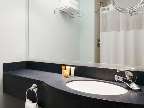 Club Quarters Hotel Wacker at Michigan, Chicago : photo 6 de la chambre chambre lit queen-size