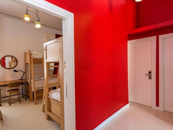 City Circus Athens : photo 6 de la chambre lit simple dans dortoir mixte de 6 lits