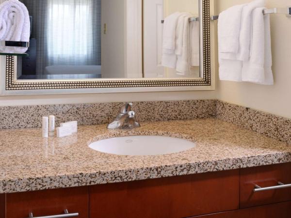 Sonesta ES Suites Dallas Medical Market Center : photo 4 de la chambre suite 1 chambre lit king-size