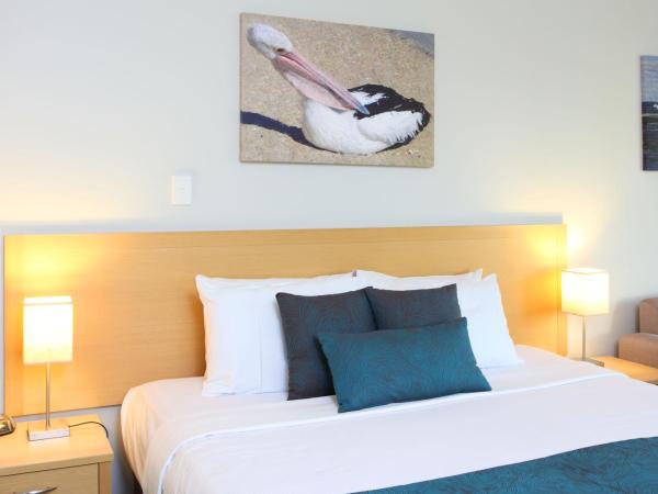 Manly Marina Cove Motel : photo 6 de la chambre studio lit king-size avec terrasse - rez-de-chaussée 