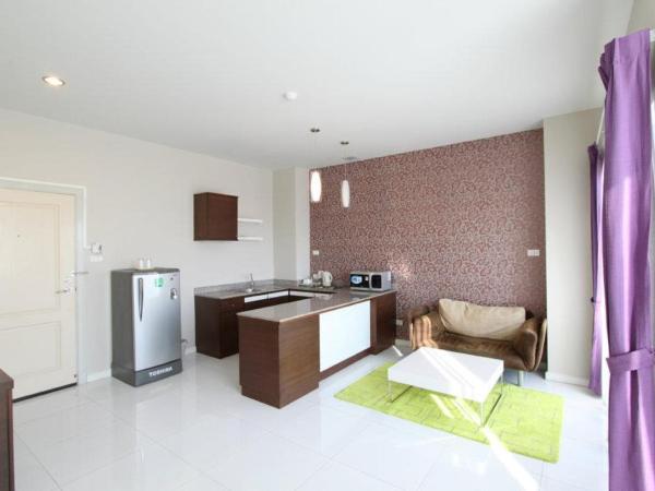 Baiyoke Ciao Hotel : photo 5 de la chambre one-bedroom suite double