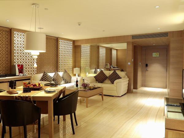 Hotel Sahara Star : photo 3 de la chambre suite lit king-size neptune avec baignoire - vue sur ville (non-fumeurs)