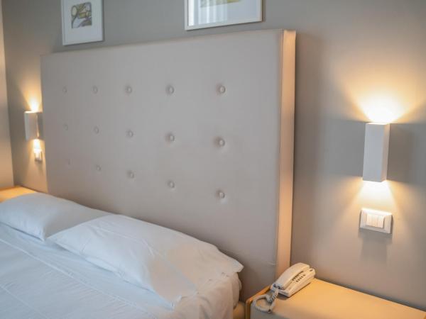 Hotel Mediterraneo : photo 7 de la chambre studio