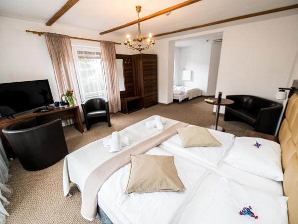 Hotel Ariston : photo 2 de la chambre appartement avec balcon