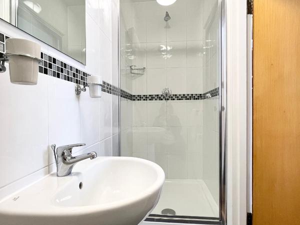 Melbourne House Hotel : photo 4 de la chambre chambre simple avec salle de bains privative