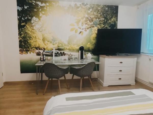 Chambre d'hôtes Au Coeur De NancyB&B : photo 8 de la chambre chambre familiale avec salle de bains commune