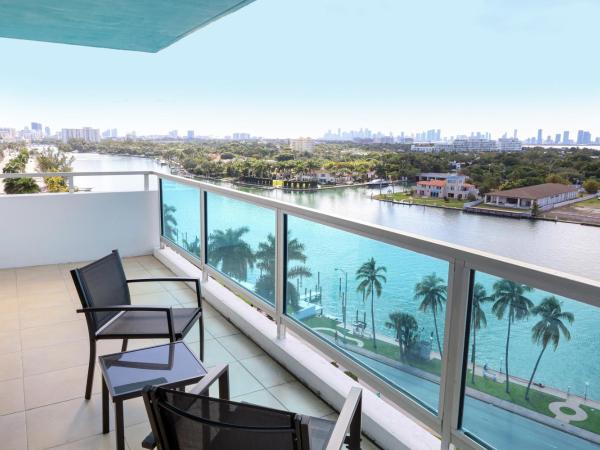 Seacoast Suites on Miami Beach : photo 3 de la chambre suite premier 3 chambres avec 2 salles de bains et cuisine en granit - vue sur baie
