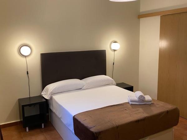 Hostal Alaska : photo 2 de la chambre chambre double