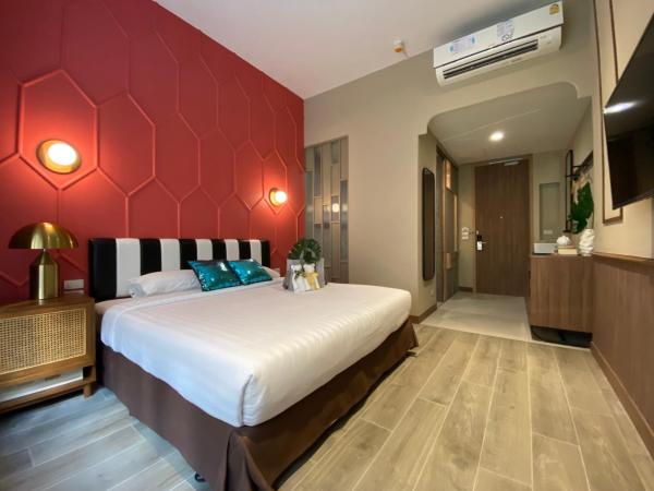 Miami Hotel Bangkok - SHA Plus : photo 8 de la chambre chambre premier avec baignoire