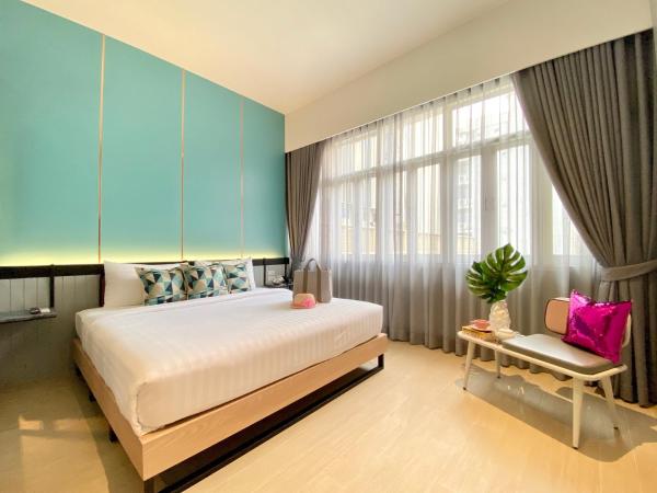 Miami Hotel Bangkok - SHA Plus : photo 10 de la chambre chambre lit king-size premier