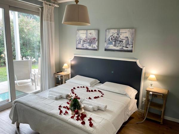 B&B La Magia dei Sogni Relais : photo 4 de la chambre chambre double - vue sur jardin