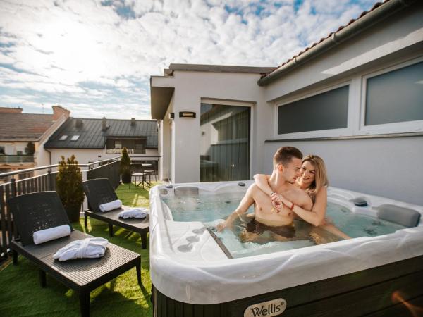 Hotel Auris : photo 6 de la chambre suite deluxe avec baignoire spa