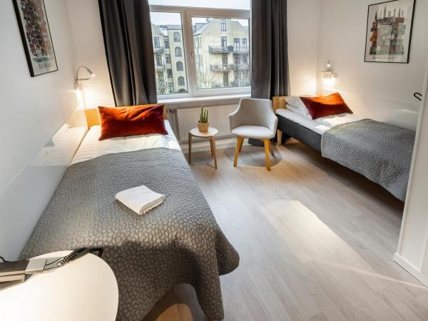 Go Hotel Ansgar : photo 6 de la chambre chambre lits jumeaux