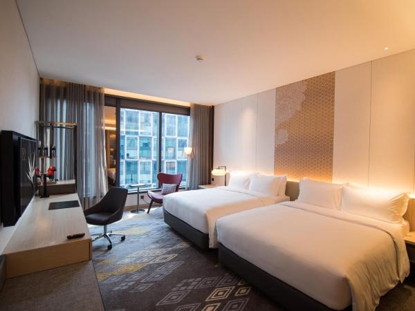 EQ Kuala Lumpur : photo 1 de la chambre hébergement double lit queen-size deluxe