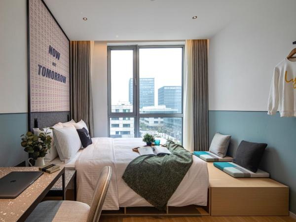 lyf by Ascott Hongqiao Shanghai NECC : photo 2 de la chambre hébergement deux chambres