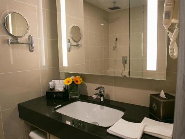 V8 Hotel Johor Bahru : photo 2 de la chambre chambre double ou lits jumeaux