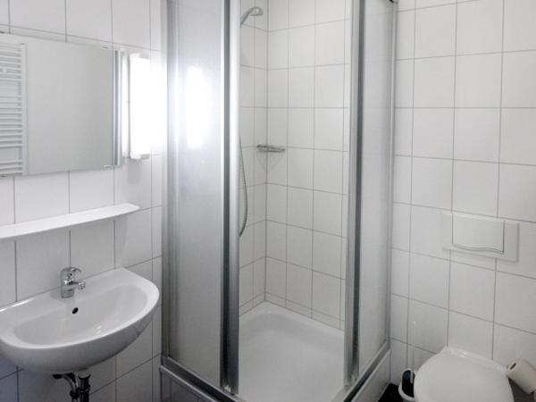 Haus Venusberg Jugendbildungsstätte Bonn : photo 3 de la chambre chambre simple avec douche 