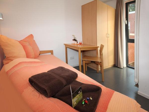 Haus Venusberg Jugendbildungsstätte Bonn : photo 2 de la chambre chambre simple avec douche 