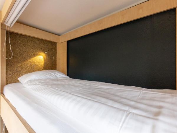 Hostel by Hyve Basel : photo 3 de la chambre 6-bed dormitory room