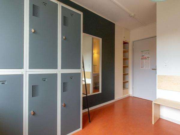Hostel by Hyve Basel : photo 4 de la chambre 6-bed dormitory room