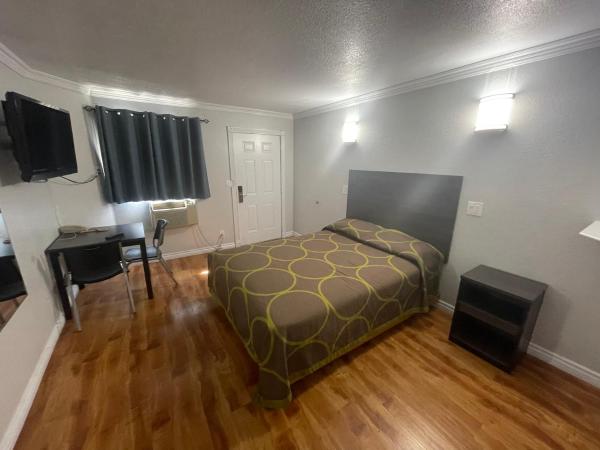 Seaway Motel : photo 2 de la chambre chambre lit queen-size - accessible aux personnes à mobilité réduite