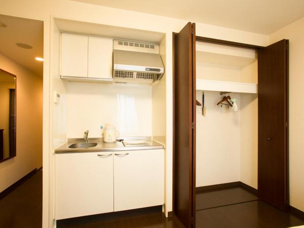 Hotel Hakata Place : photo 3 de la chambre chambre double avec petit lit double - non-fumeurs