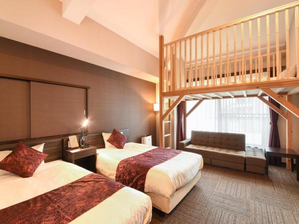 Arima Onsen Koki : photo 1 de la chambre chambre lits jumeaux avec loft