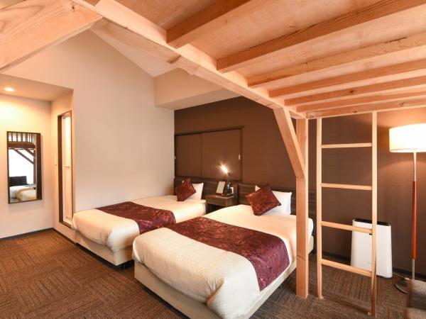 Arima Onsen Koki : photo 2 de la chambre chambre lits jumeaux avec loft