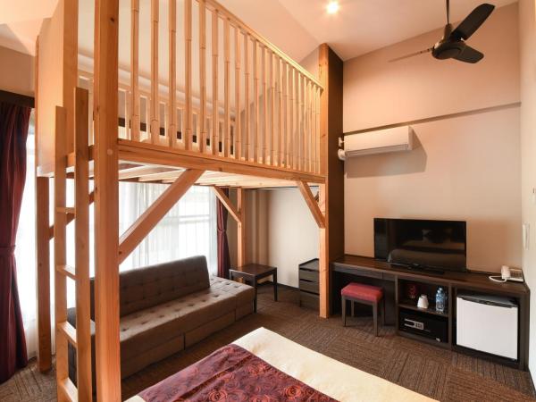 Arima Onsen Koki : photo 3 de la chambre chambre lits jumeaux avec loft