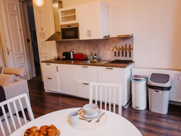 Super central in Brussels : photo 1 de la chambre appartement 1 chambre