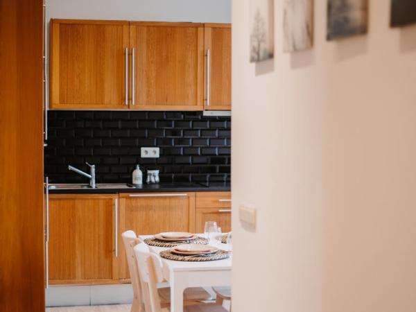 Central and Cozy in Brussels : photo 2 de la chambre appartement 2 chambres