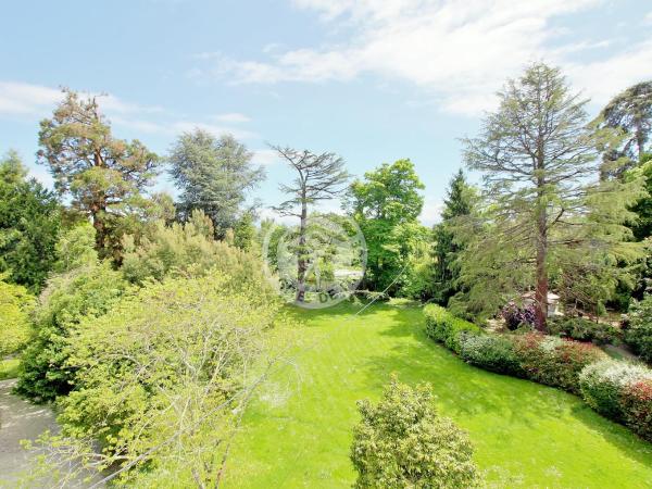 villa corina : photo 7 de la chambre appartement - vue sur jardin