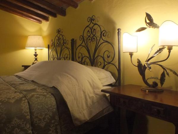 Il Nido delle Rondini : photo 1 de la chambre grande chambre double ou lits jumeaux