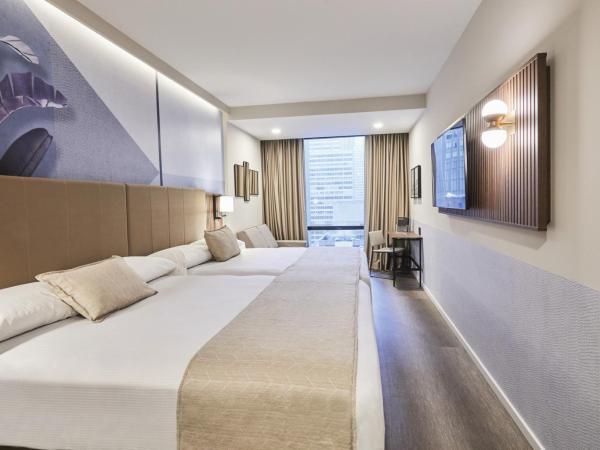 Riu Plaza Manhattan Times Square : photo 1 de la chambre hébergement familiale deluxe 2 lits queen-size