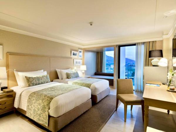 Amari Hua Hin : photo 7 de la chambre chambre lits jumeaux de luxe avec vue sur la montagne