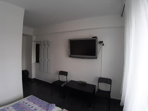 Hotelak Martinov : photo 6 de la chambre chambre double avec salle de bains privative