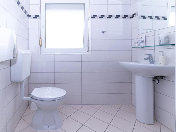 Guest Accomodation Tamaris : photo 2 de la chambre chambre simple