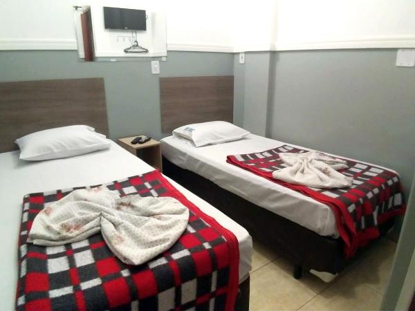 HOTEL PAULISTANO Terminal Tietê : photo 1 de la chambre chambre lits jumeaux Économique