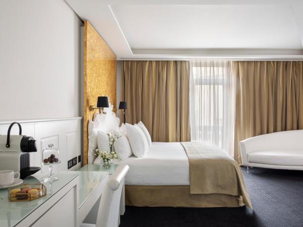 Hotel Colón Gran Meliá - The Leading Hotels of the World : photo 1 de la chambre suite 2 chambres red level