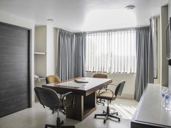 Hotel Brasilia : photo 2 de la chambre suite