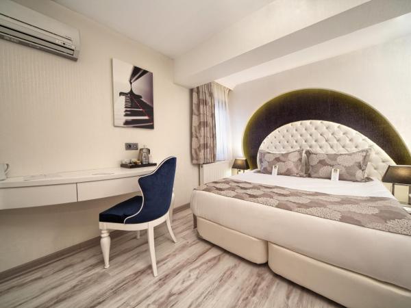 Demonti Hotel : photo 5 de la chambre chambre standard avec bain à remous