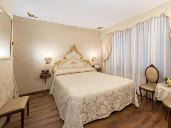 Residenza La Loggia : photo 1 de la chambre petite chambre double