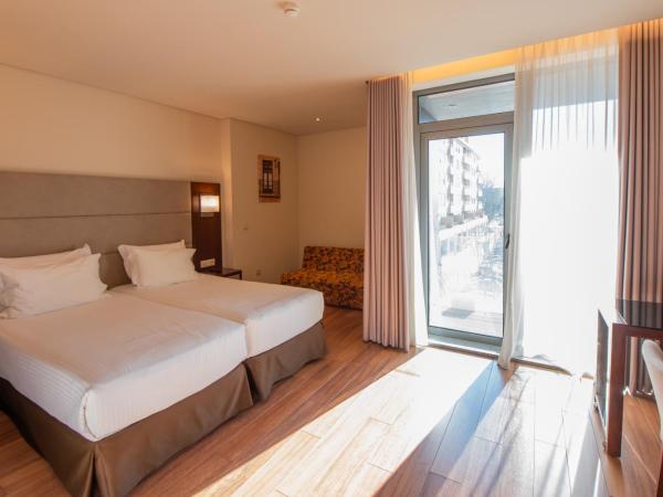 Eurostars Oporto : photo 1 de la chambre chambre lits jumeaux avec lit d’appoint - 301